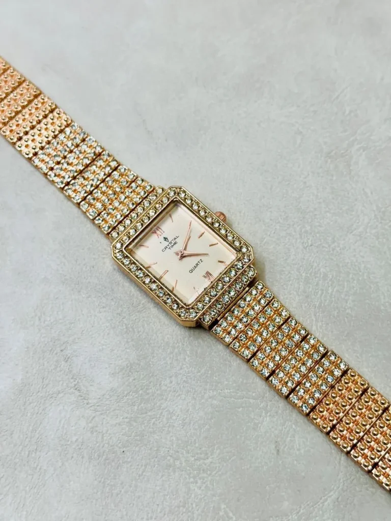 Women's Crystal Watch Golden Slim Dial Daily Wear