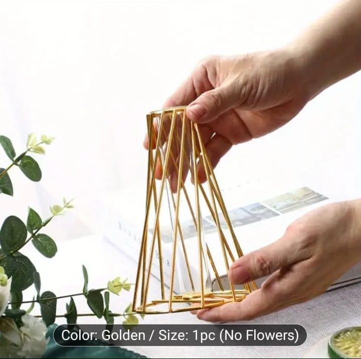 Golden Geometric Vase for Pakistani Homes - Image 3