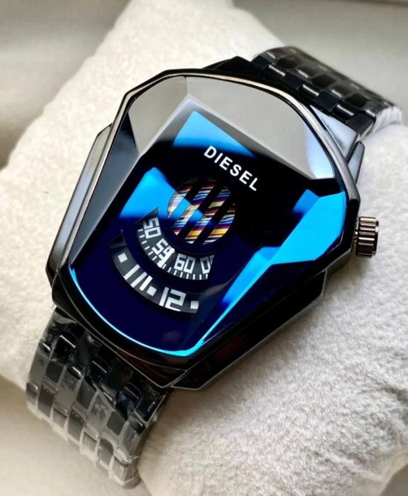 Gold Diesel Digital Watch for Men - Image 3